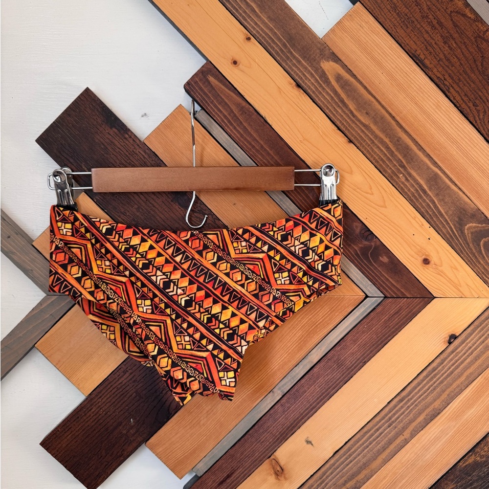 Nwot Geometric Patterned Bikini Bottom - image 1